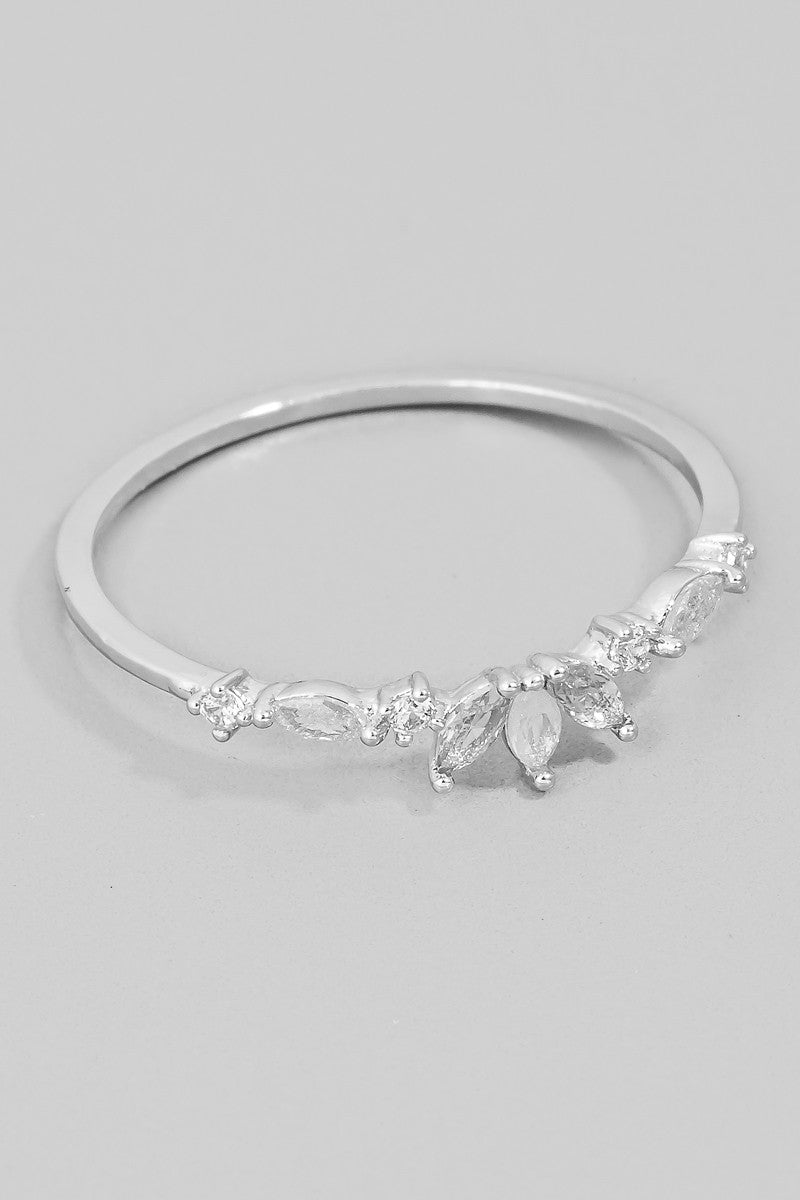 Rhinestone Studded Crown Ring (Silver)