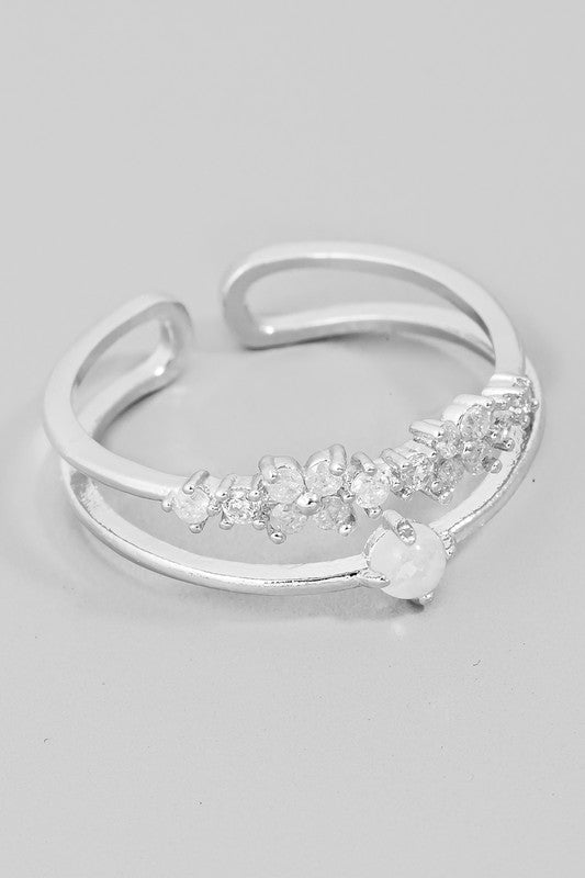 Floral Rhinestone Ring (Silver)