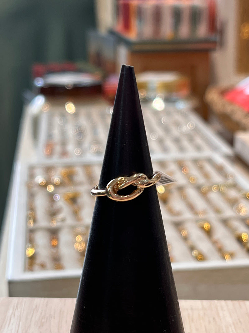 Metallic Knot Band Ring (Gold)