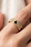 Mother Of Pearl Clover Ring (Black)