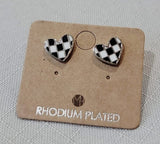 Checkered heart earings
