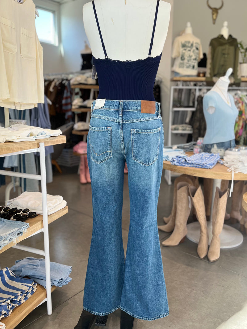 Free People West Coast Relaxed Jean (Humble)