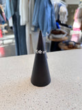 Dainty CZ Flowers Ring (Silver)